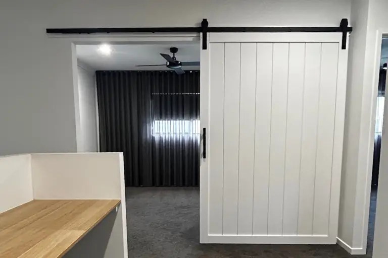 VJ Style Barn Door Primed