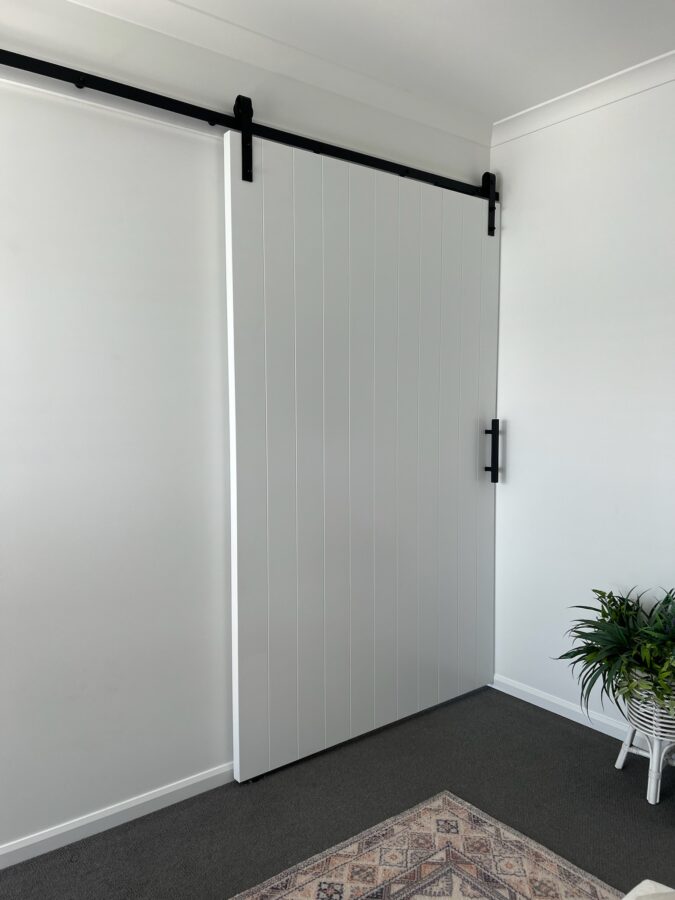 PACKAGE DEAL 2200x1500 Flat VJ Barn Door Primed